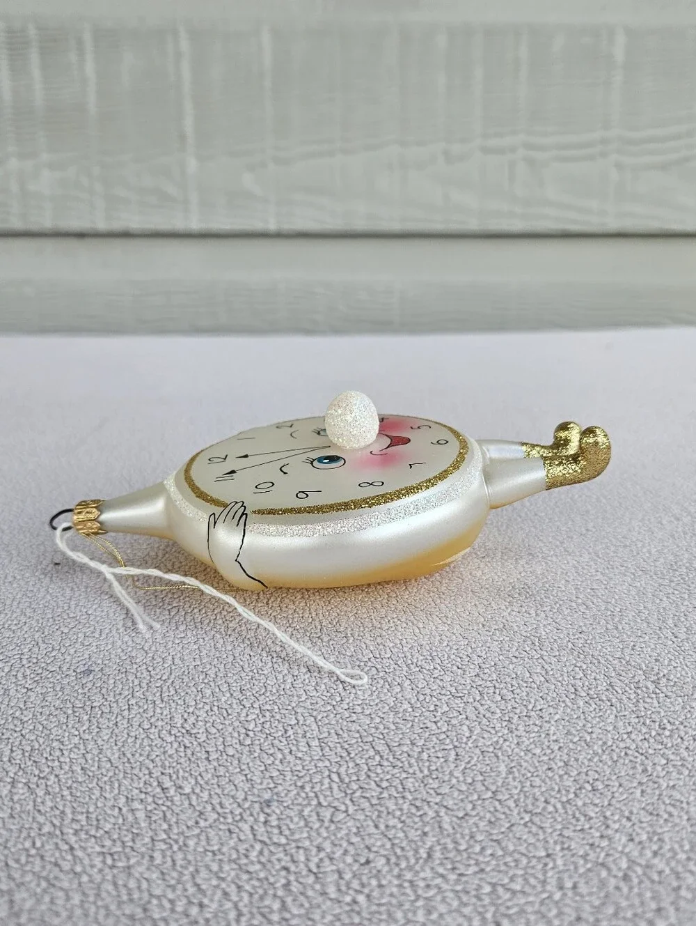 Lord & Taylor Soffieria De Carlini Glass Blown Clock Ornament Christmas White